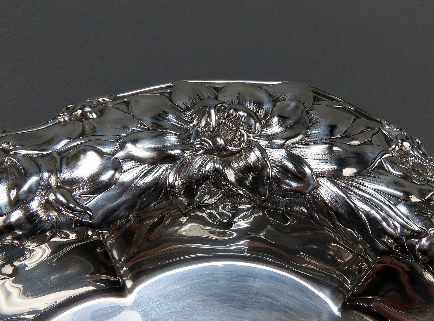 Large Gorgeous Sterling Silver Gorham Floral Dish 1898 Oval Quatrefoil 15 inches