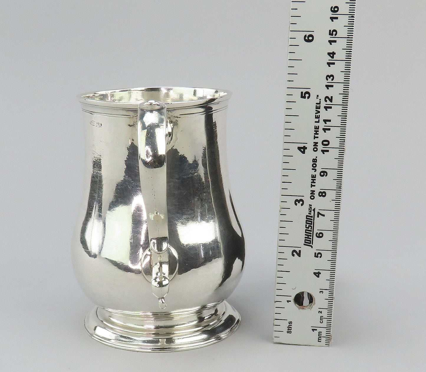 Superb c1770 Benjamin Burt American Colonial Coin Silver Mug Cann Heavy Weight
