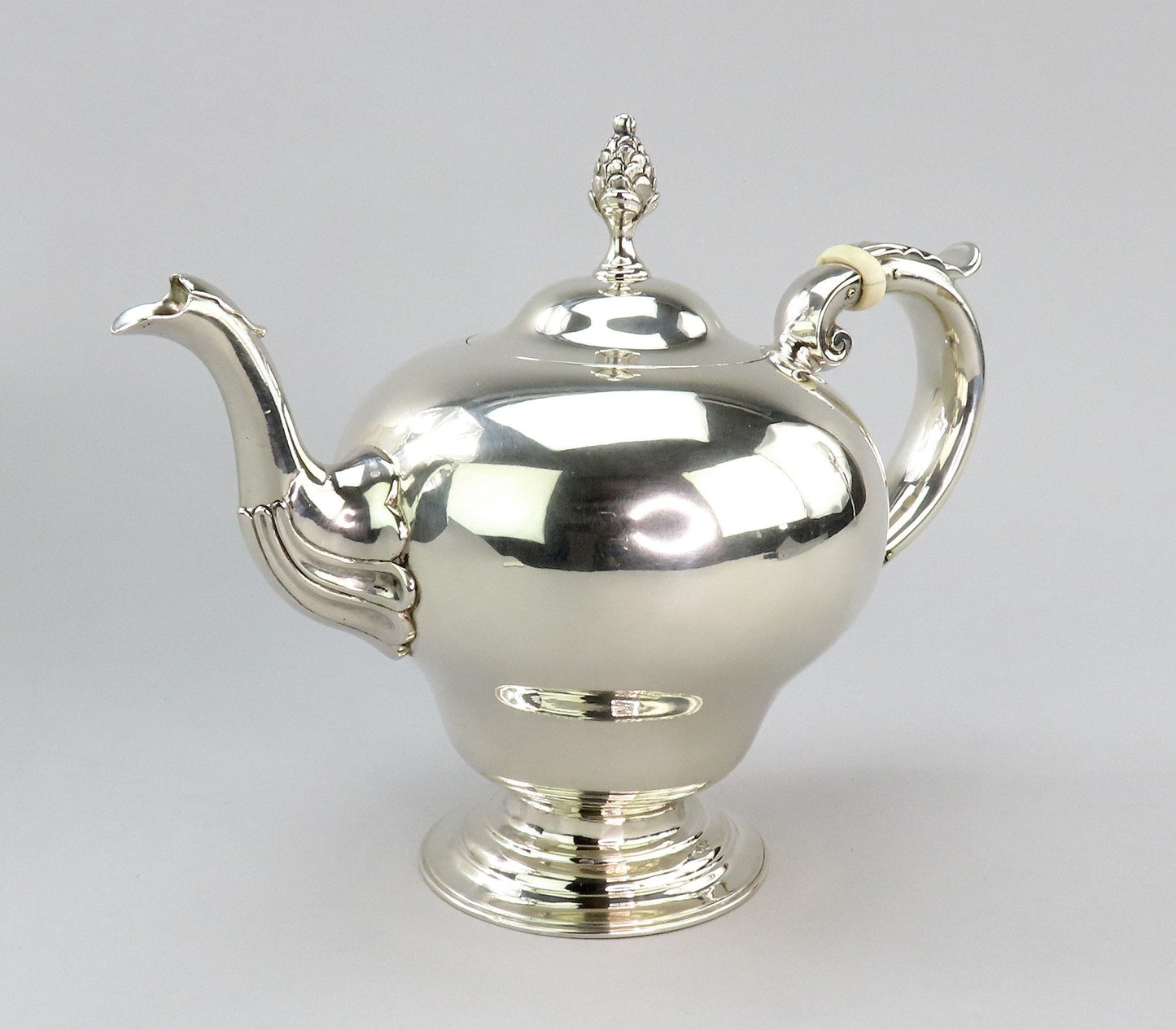 1840/50s Elegant Coin Silver Teapot Classical Form Boston Maker No Mono 6 1/2"