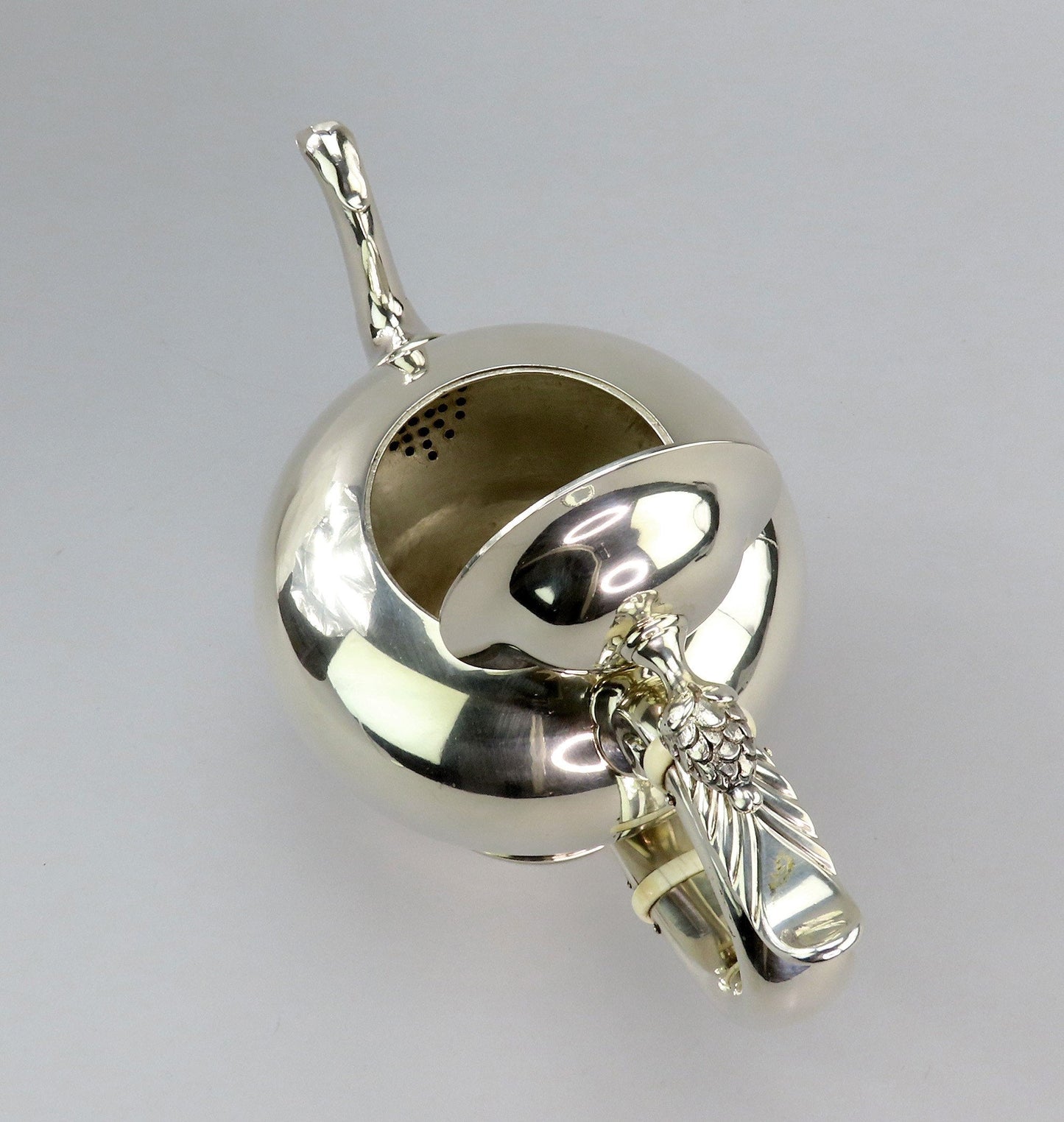 1840/50s Elegant Coin Silver Teapot Classical Form Boston Maker No Mono 6 1/2"
