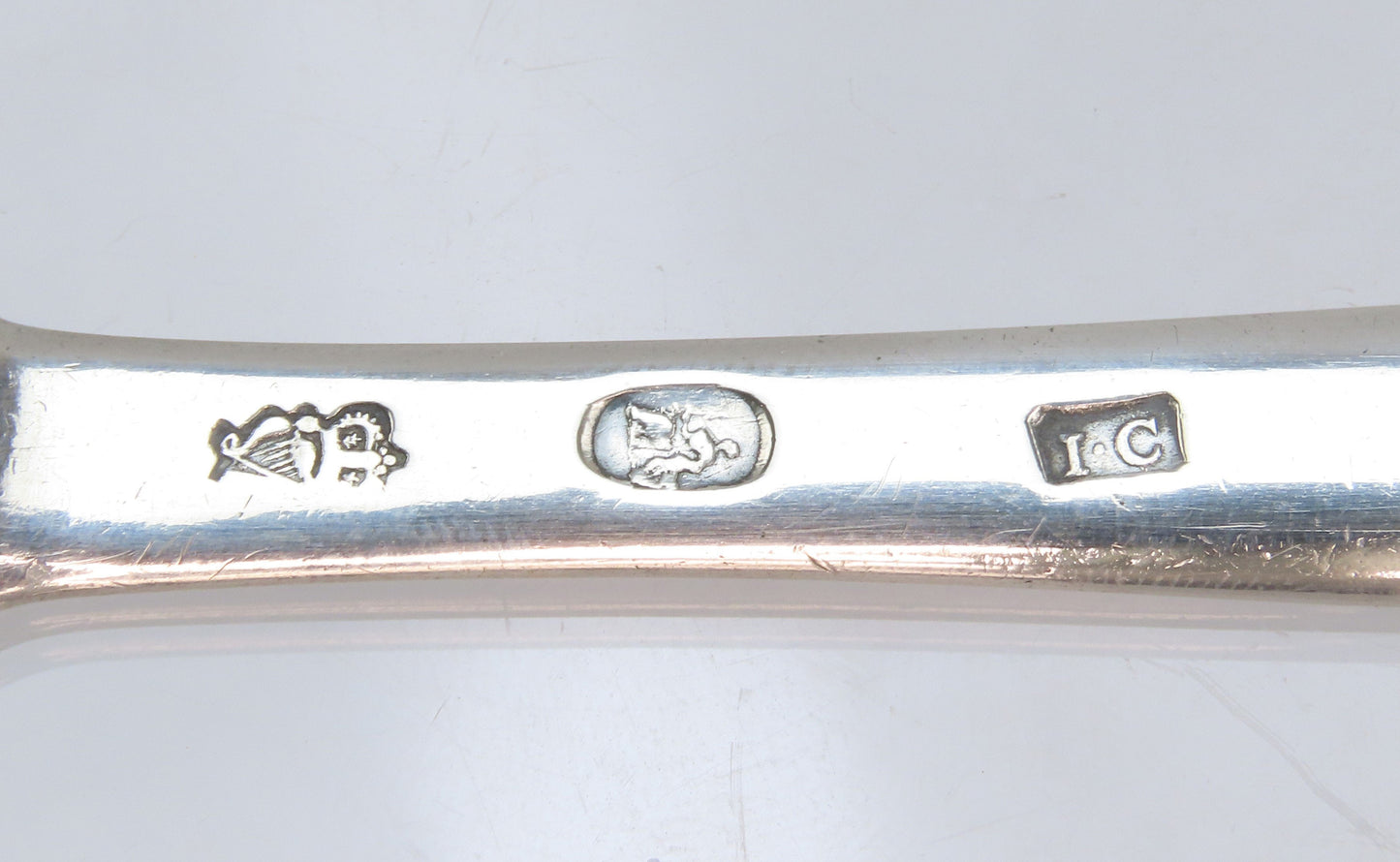 Rare Irish c1770s Sterling Silver Double End Marrow Scoop w Hand Ulster Crest