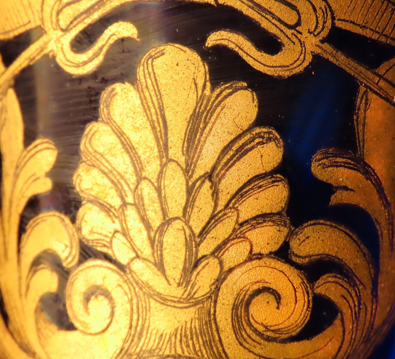 Beautiful early 1900s Venetian Cobalt Blue Glass Gilt Cup Vase w Tritons Scene