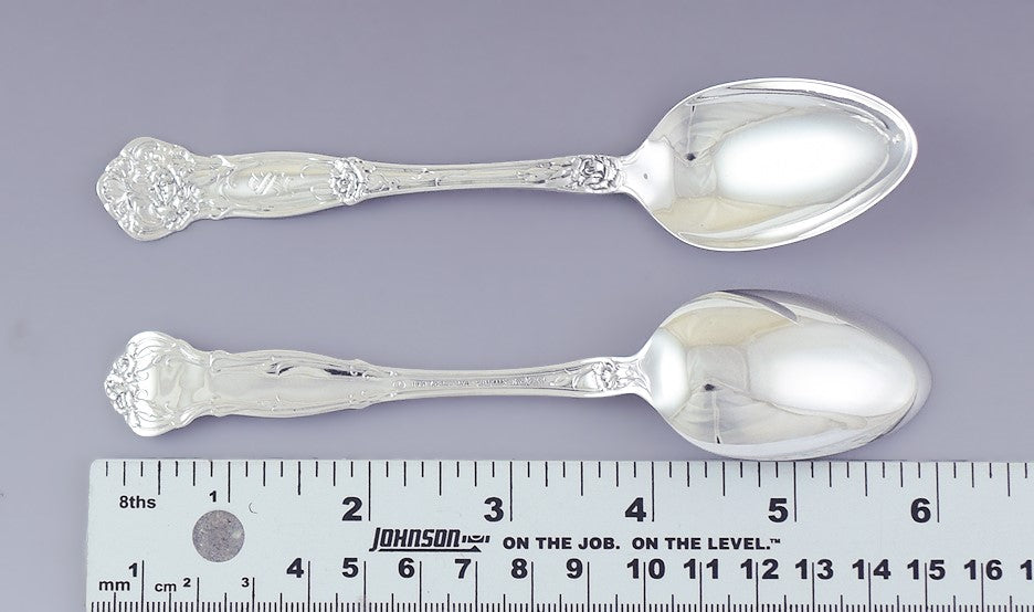 Great set 14 Wallace Sterling Silver Carnation Teaspoons S Mono