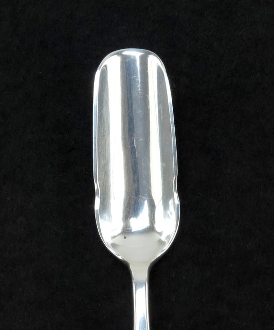 Old Newbury Crafters ONC Panel Antique Sterling Silver Cheese Scoop 7 1/4”