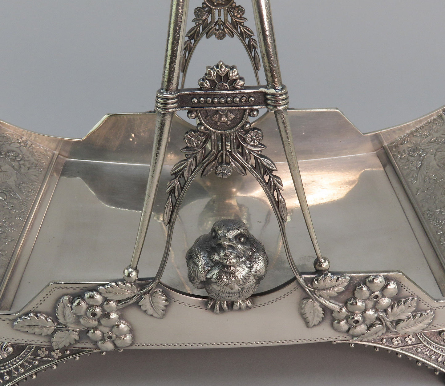 Meriden c1880 American Victorian Silverplate Song Birds Flowers Bride Basket