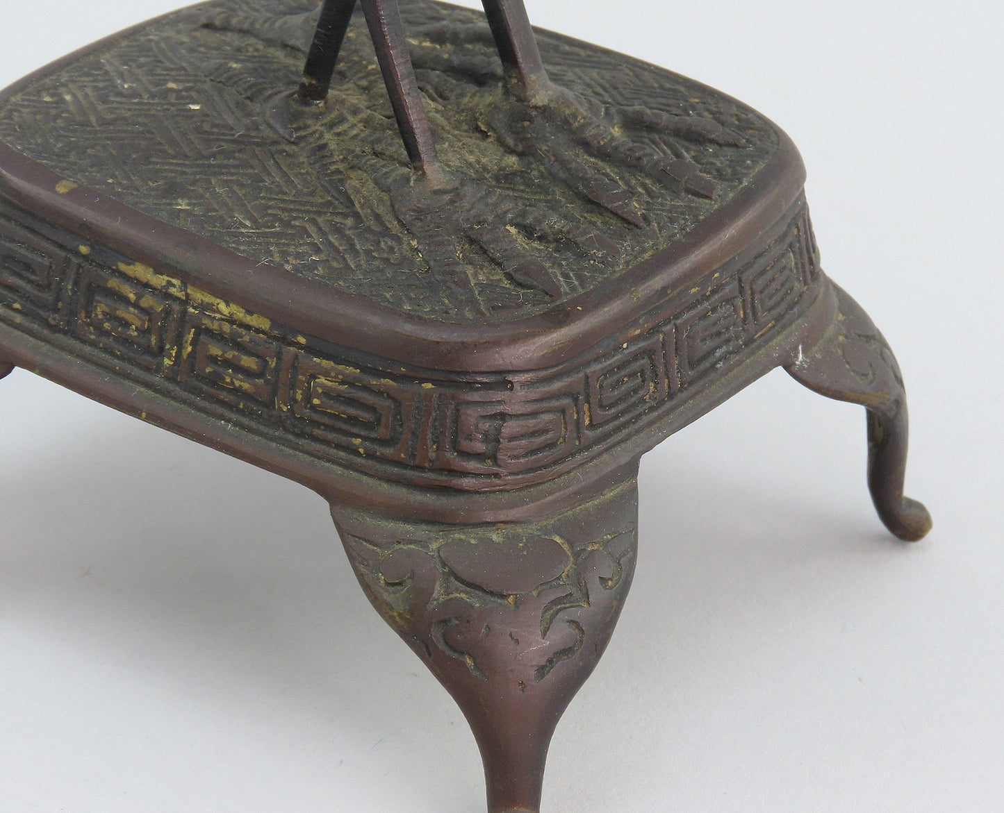 Late 1800s Chinese Bronze Statue of Two Cranes On Decorated Base