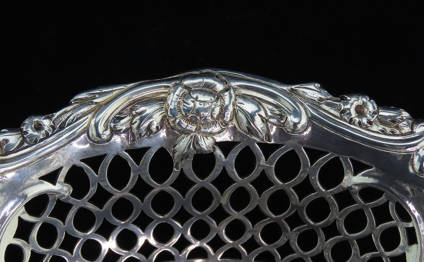 1775 Irish Sterling Silver Pair Pierced Bowls Dublin Markham Family Crest 7.5 in