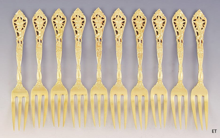 c1900 Superb set 10 Gilt Sterling Silver Cupid Motif Dessert/Fruit Forks