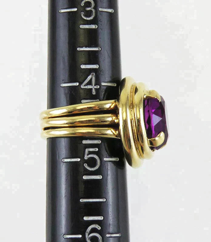 Vintage Retro Deco Style 14K Yellow Gold 4.25 CT Amethyst Gemstone Ring