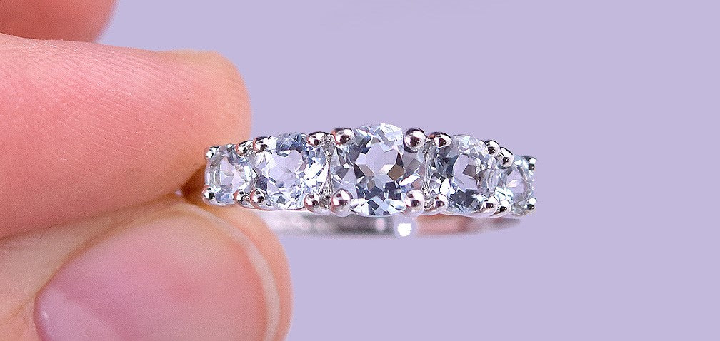 Vibrant Sterling Silver Ring w/ 5 Prong-Set Aquamarine Stones, China, Sz 8.25