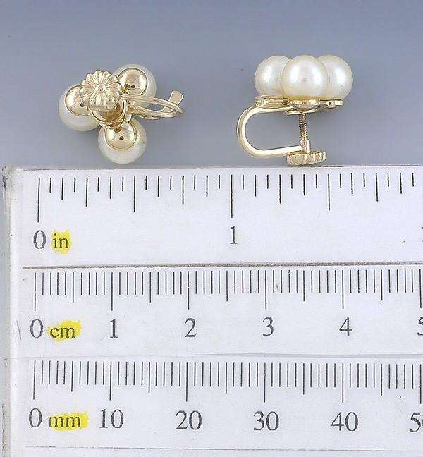 Retro 14k Yellow Gold & Triple Pearl Clover Stud Earrings Screw Back