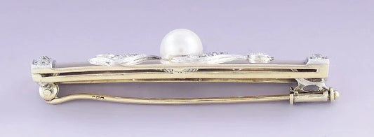 late 1800s/early 1900s Classic 14k Gold Diamond Pearl Bar Pin or Brooch