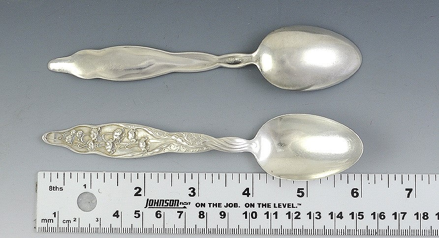Nice Set 12 Sterling Silver Teaspoons by Whiting Lily of the Valley Pattern
