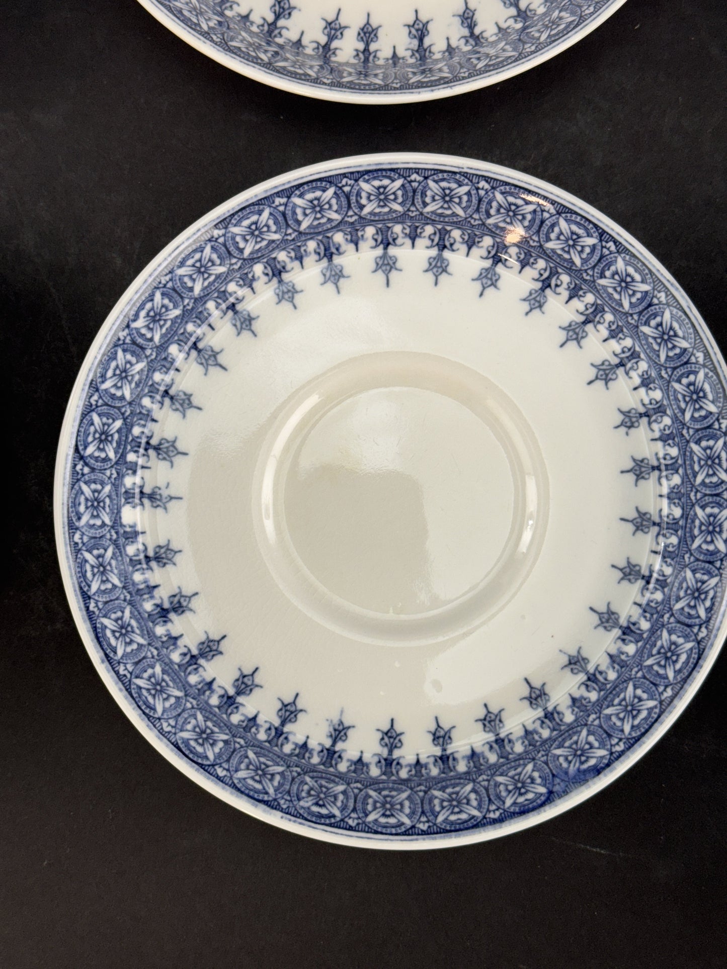 9 Royal Worcester Cups and Saucers Blue-And-White 1890