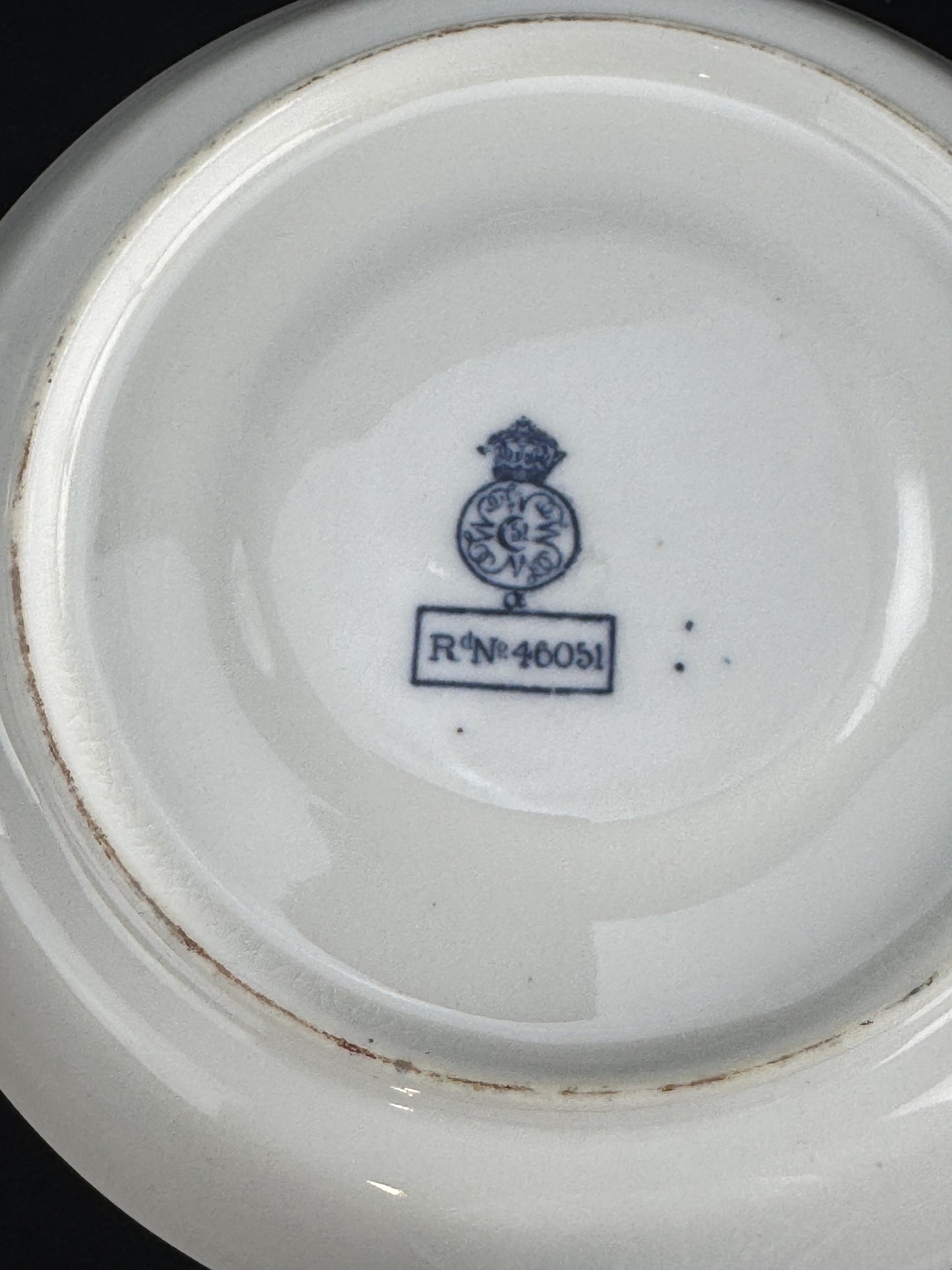 9 Royal Worcester Cups and Saucers Blue-And-White 1890