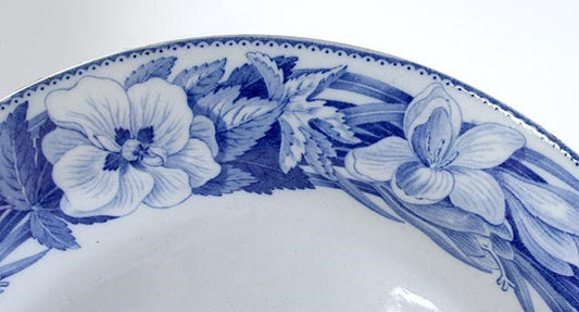 11 Early 19th Century Old Production Wedgwood Classic Pearlware Plates