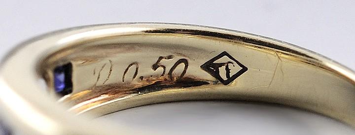 Brilliant 14k Yellow Gold Diamond Blue Sapphire Square Cut Anniversary Band Ring