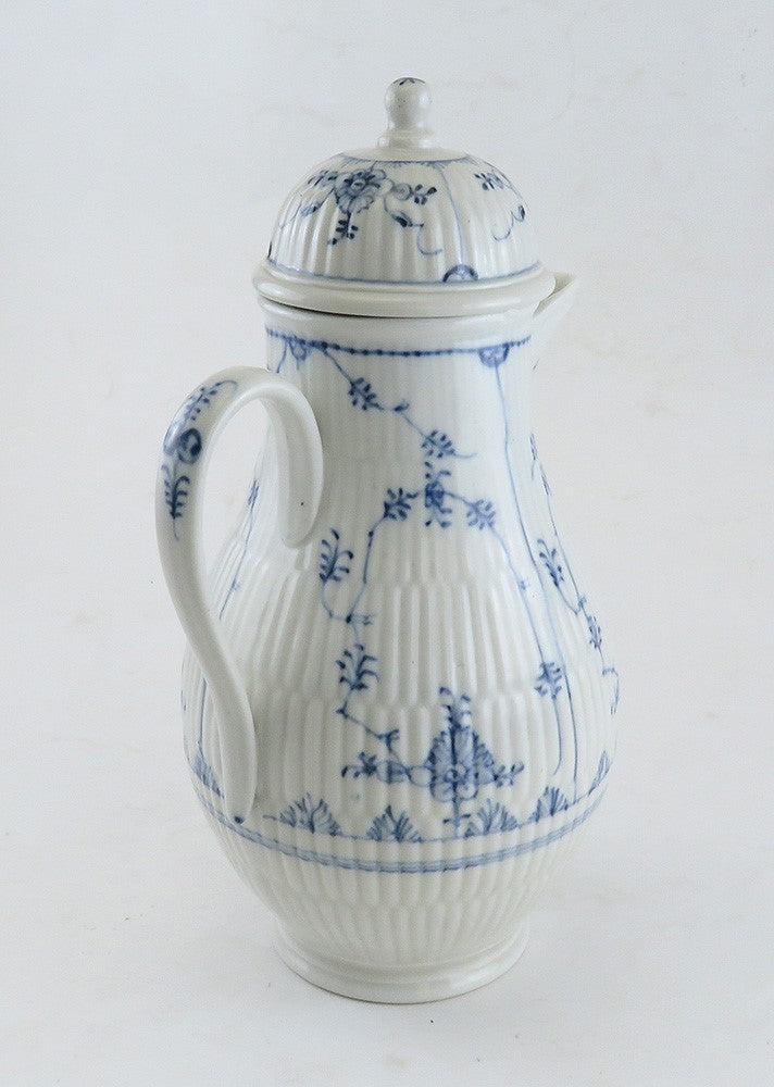 18th Century Thuringia Germany Handpainted Strawflower Coffee Tea Pot Porcelain