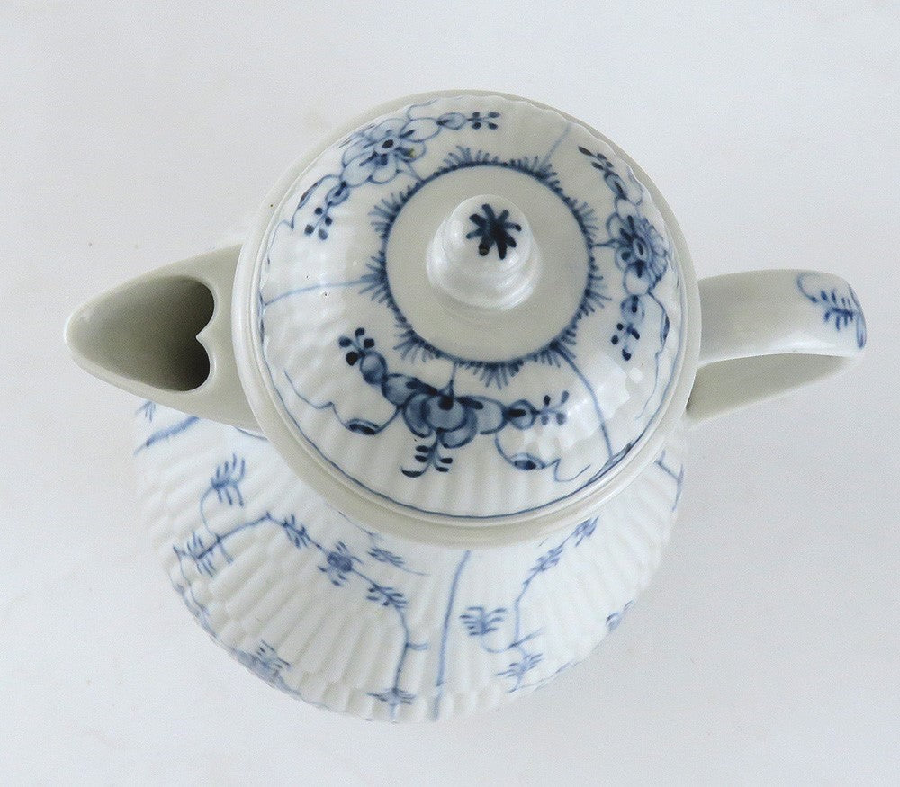 18th Century Thuringia Germany Handpainted Strawflower Coffee Tea Pot Porcelain