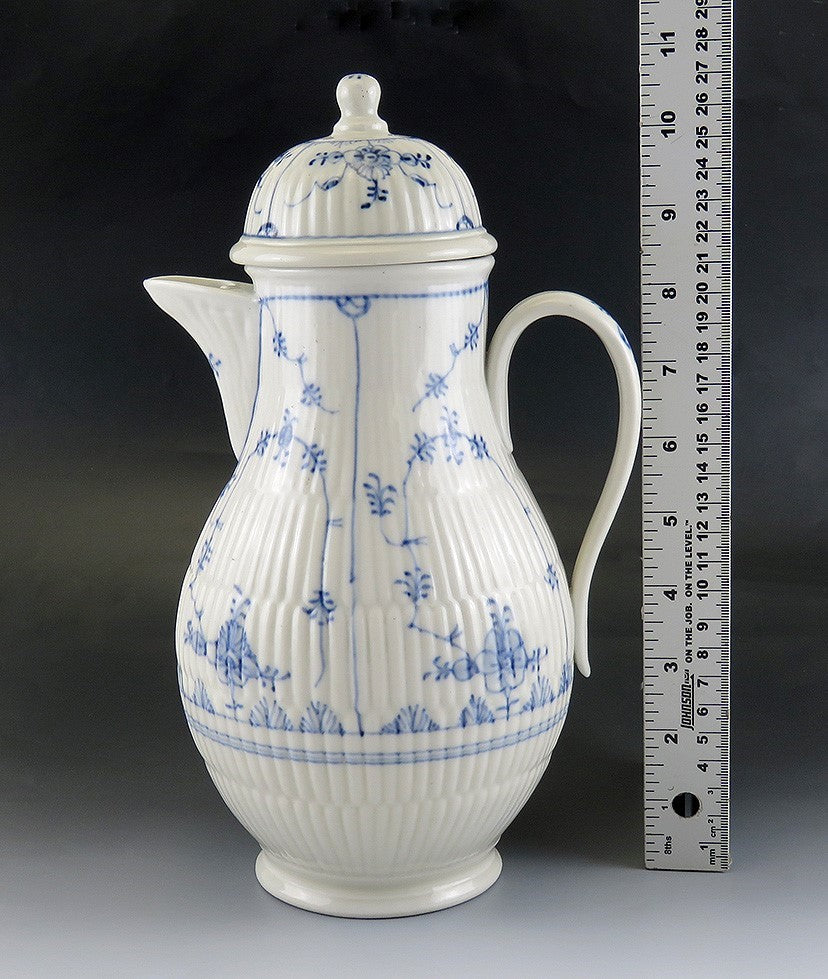 18th Century Thuringia Germany Handpainted Strawflower Coffee Tea Pot Porcelain