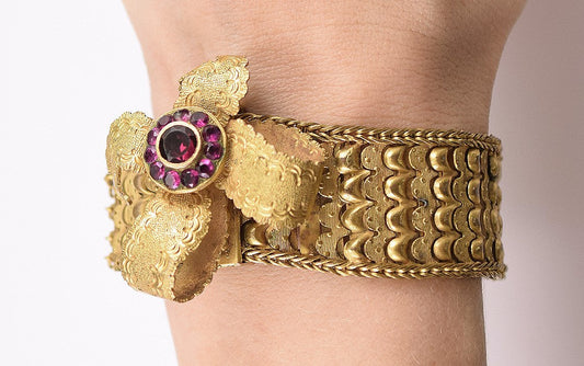Fun American Victorian Gilded Slide Bracelet w/ Flower and Simulated Purple Gems