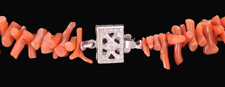Attractive Bright Red Modern Filigree Clasp Necklace w/ Strands of Branch Coral