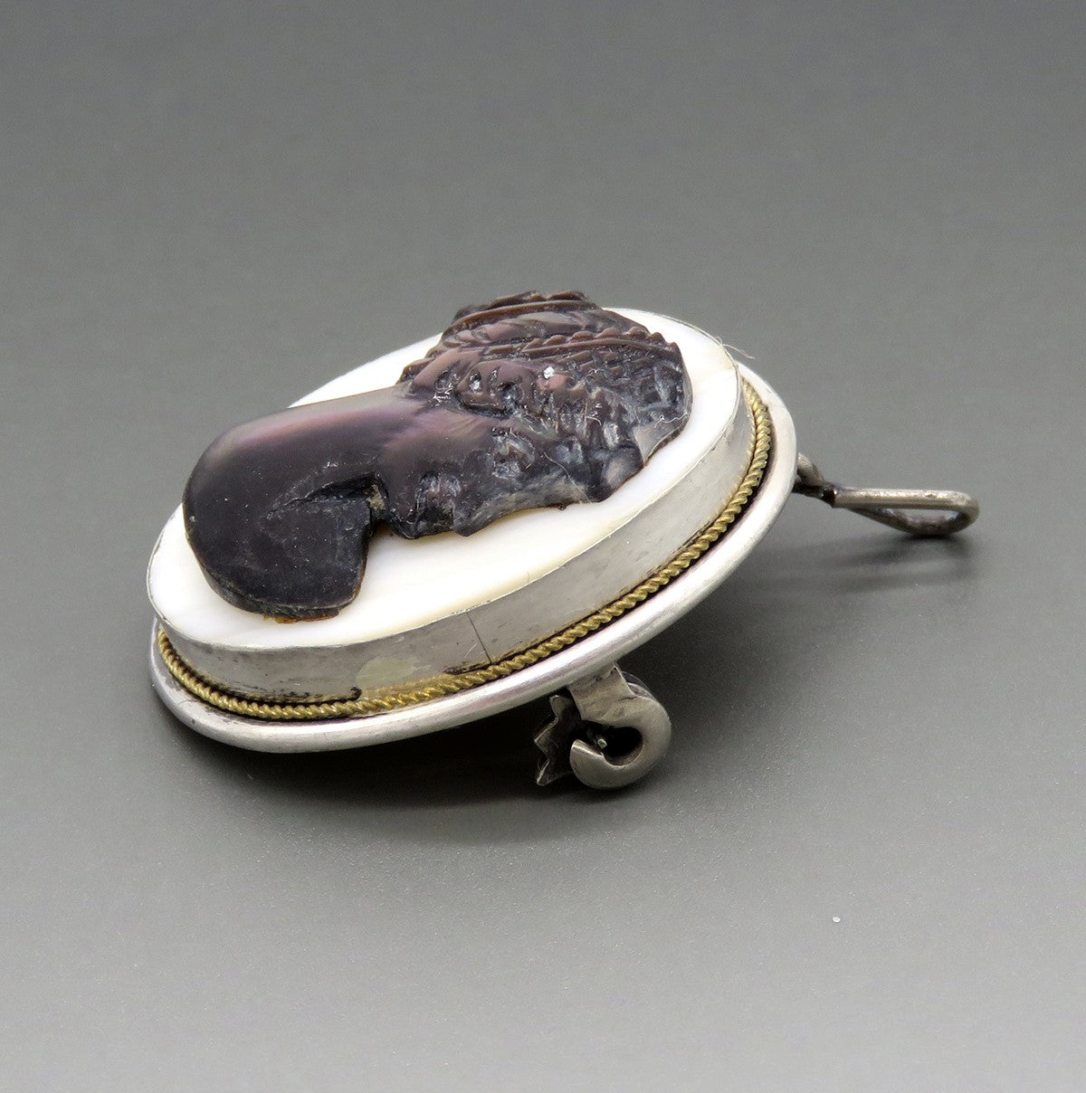 Lovely VTG Italian 800 Silver Abalone MOP Cameo Pin Brooch Pendant