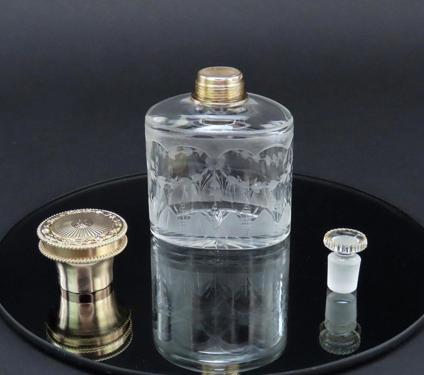 c1926 English Sterling Silver Gilt Cut Frosted Glass Dresser Perfume Bottle 4/4