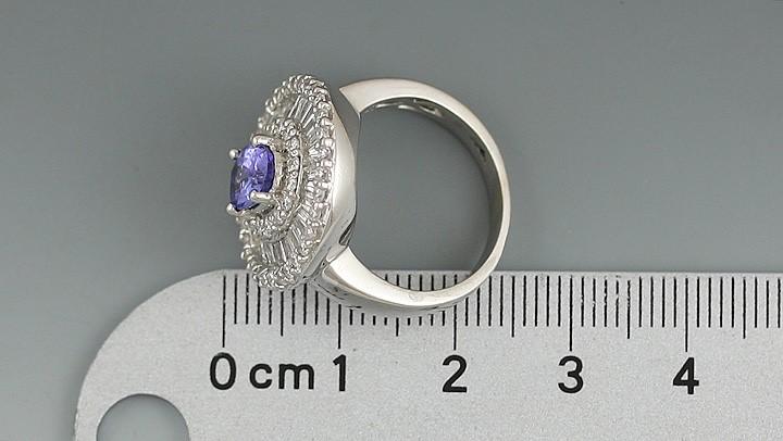 Beautiful ~1.5Ct Diamond & Tanzanite ~1.25Ct 18K White Gold Ring