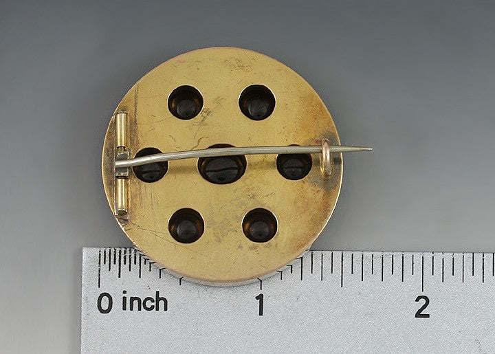 Pretty Victorian 14k Rose Gold Garnet Cabochon Engraved Pin
