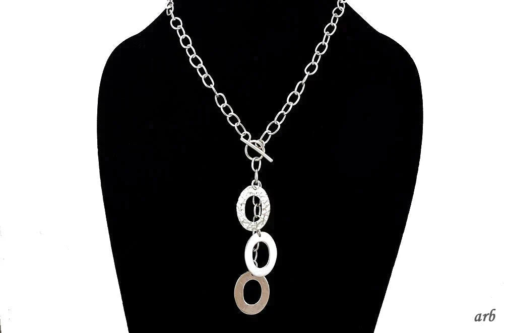 Stylish Sterling Silver Chain Mexico Necklace with 3 Large Open Circle Pendant