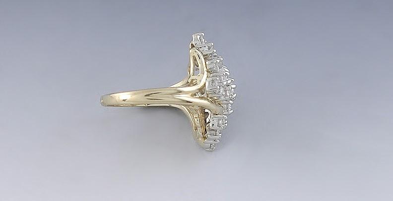 Stunning 14K Yellow Gold 1.5-2ct Diamond Cluster Ring Size 7