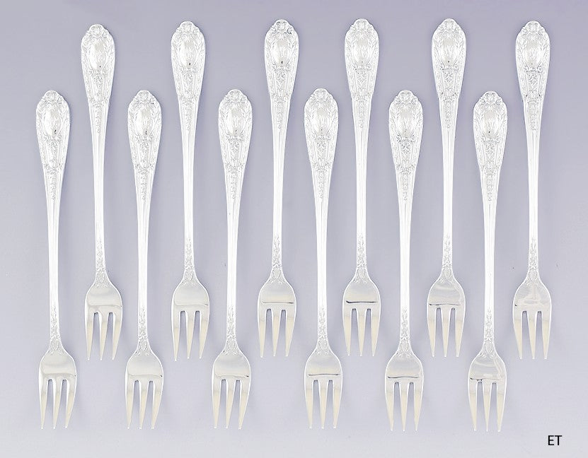 Great Set 12 International Sterling Silver Fontaine Cocktail / Seafood / Forks