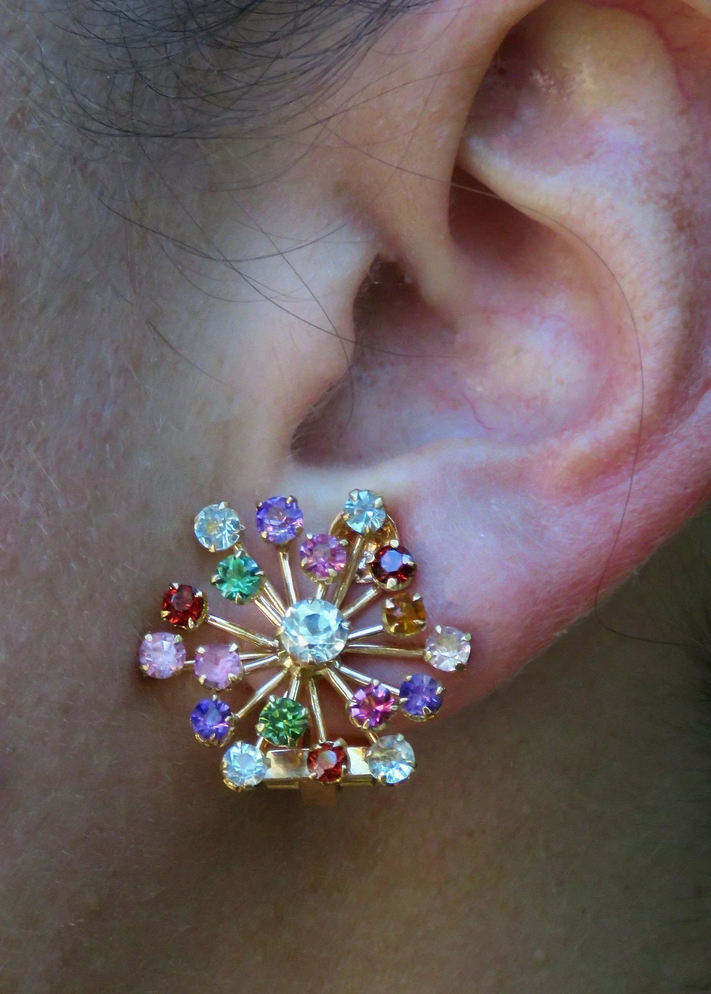 Vintage/Retro 18K Gold & Rainbow Gemstone Clip Earrings Peridot Tourmaline Topaz