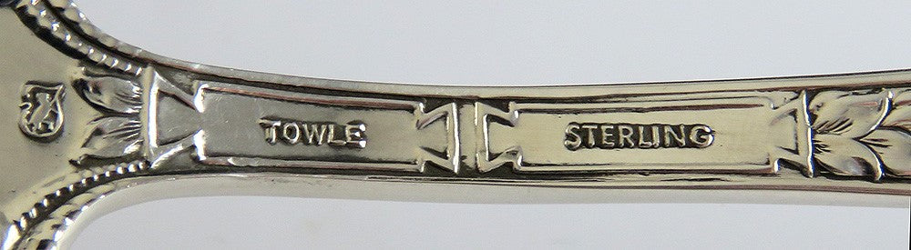 Mint New Towle Georgian Sterling Silver Large Bowl Serving Spoon 9 1/4"