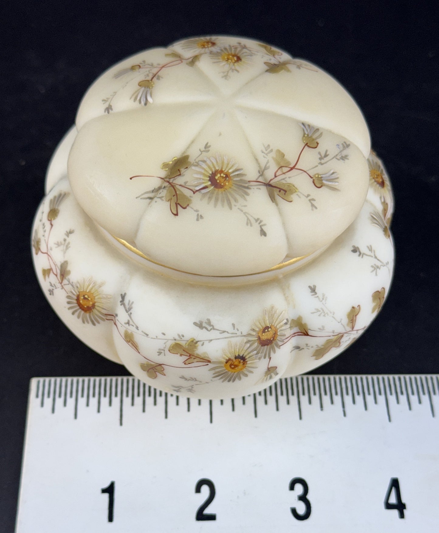 Fine Antique Wavecrest Melon Shaped Glass Dresser Jar