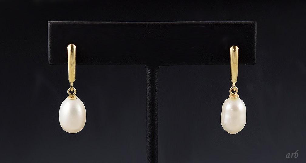 Pair of Classical 14k Yellow Gold and Real Pearl Dangly Pierced Earrings