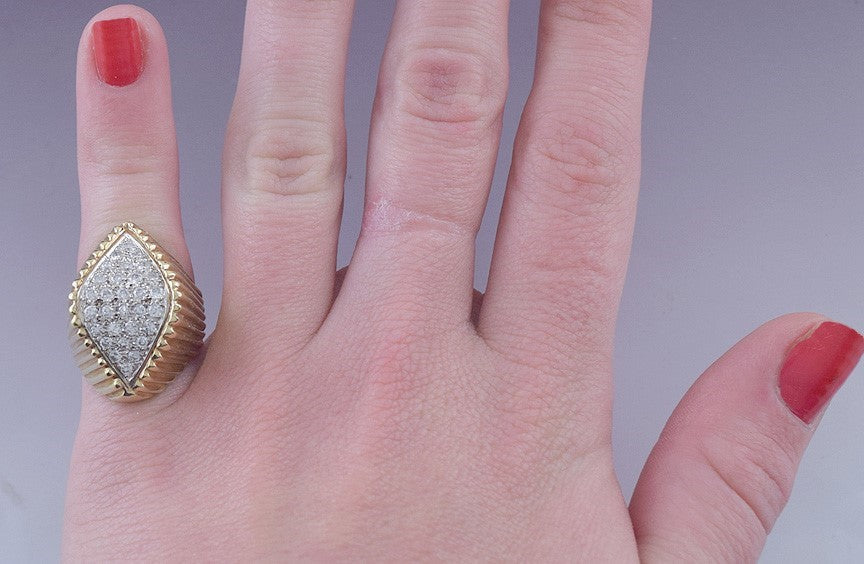 Striking High Quality 14K Yellow Gold Pavé Diamond Navette Ring Size 5.5