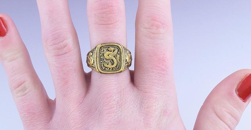 Superb 1800s Spain Toledo Damascene Gold Inlay Mixed Metal Dragon Griffin Ring