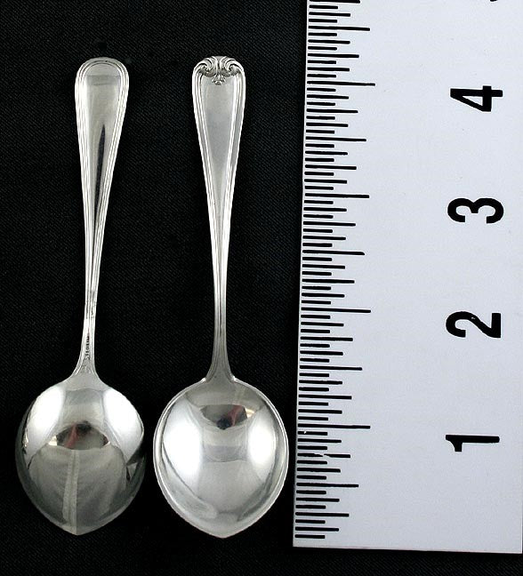 12 Durgin New Standish Sterling Silver Chocolate Spoons