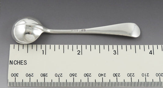 1928 English Queen Anne Style Sterling Silver Rattail Master Salt Spoon NO MONO