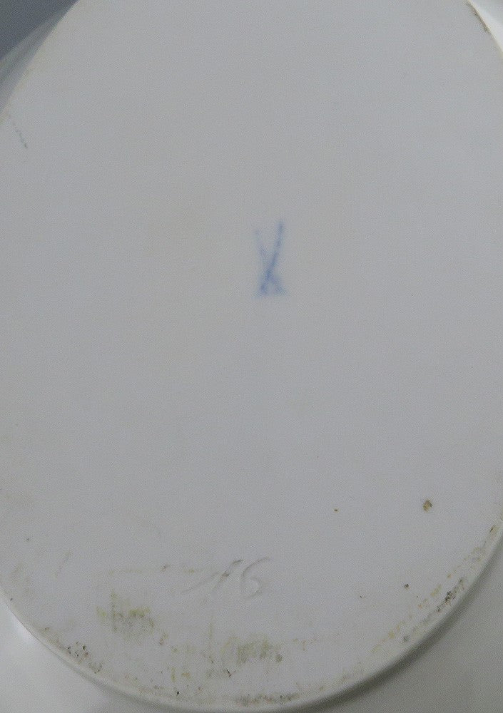 Large Perfect Meissen Scattered Flowers Soup Tureen 15 x10x12 inches