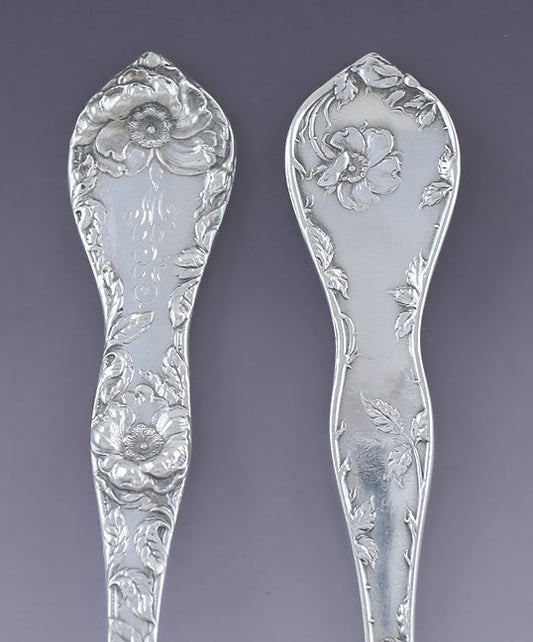 Lovely set 7 Reed & Barton Sterling Silver Les Cinq Fleurs Teaspoons