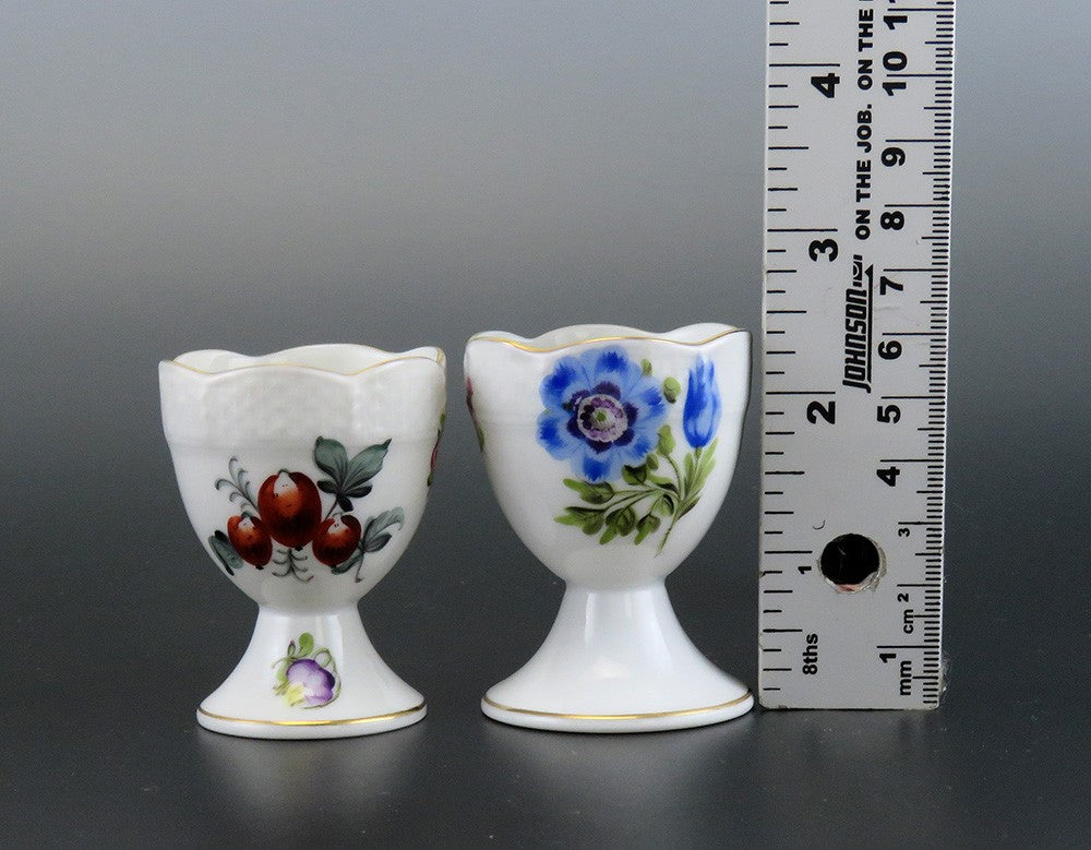 Cute Pair Herend Porcelain Hand Painted Market Garden Egg Cups #262