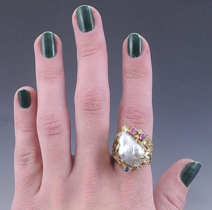 Baroque Pearl 14k Yellow Gold Cocktail Ring w/ Blue & Pink Sapphires Size 9.5