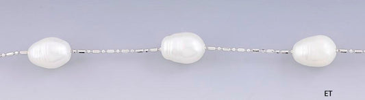 Beautiful 14k White Gold & Circled Pearl Necklace