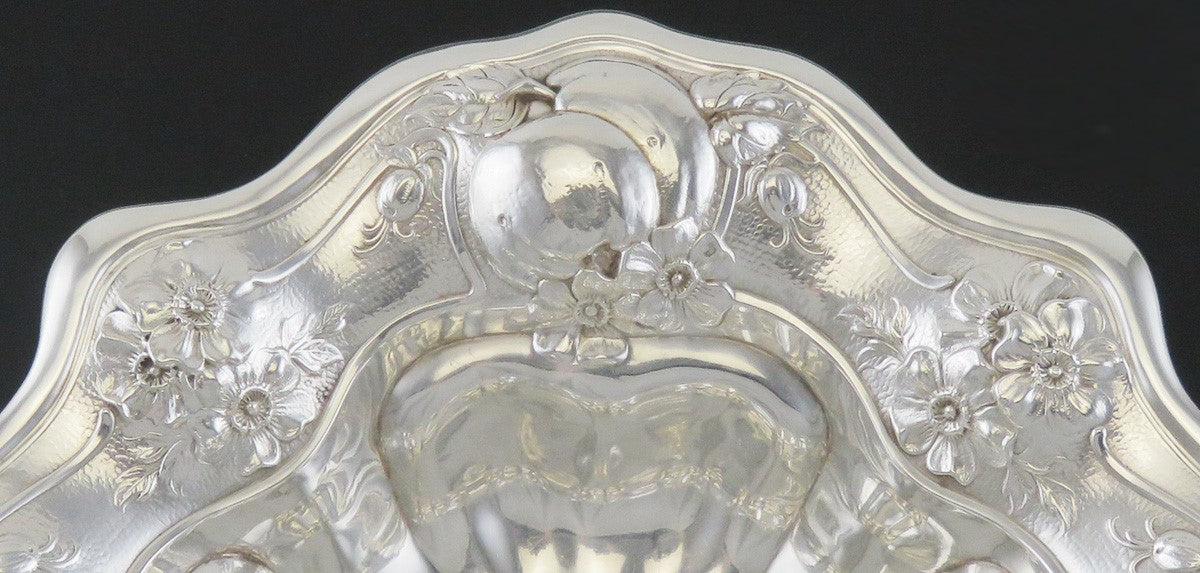 Antique 1907 Sterling Silver Gorham Lobed Fruit Flower Serving/Centerpiece Bowl