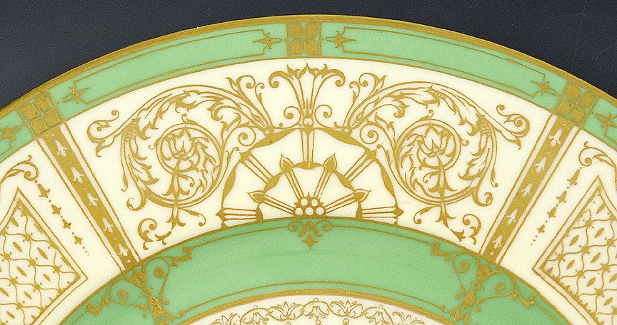 Fantastic Set 11 Cream Green and Gilded 1929 Royal Worcester Dinner Plates
