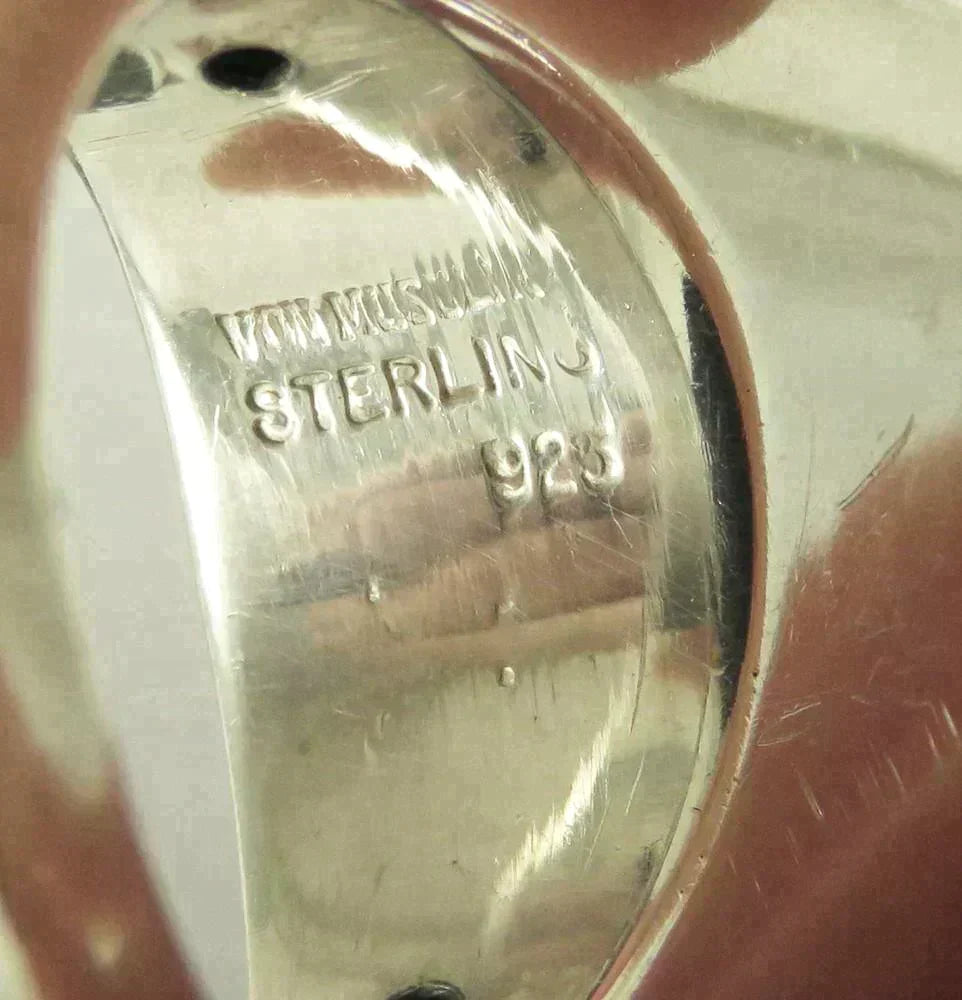 Eye Catching Signed Patricia Von Musulin Sterling Silver Arrowhead Large Ring