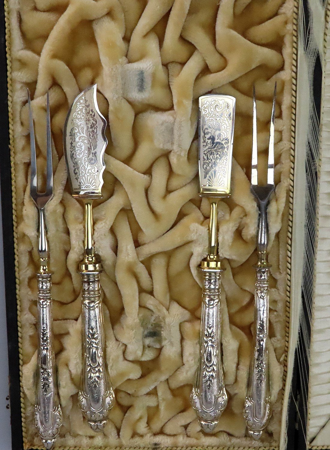 Beautiful Set 4 Silver Handled Servers Turn of the Century w/ Original Box